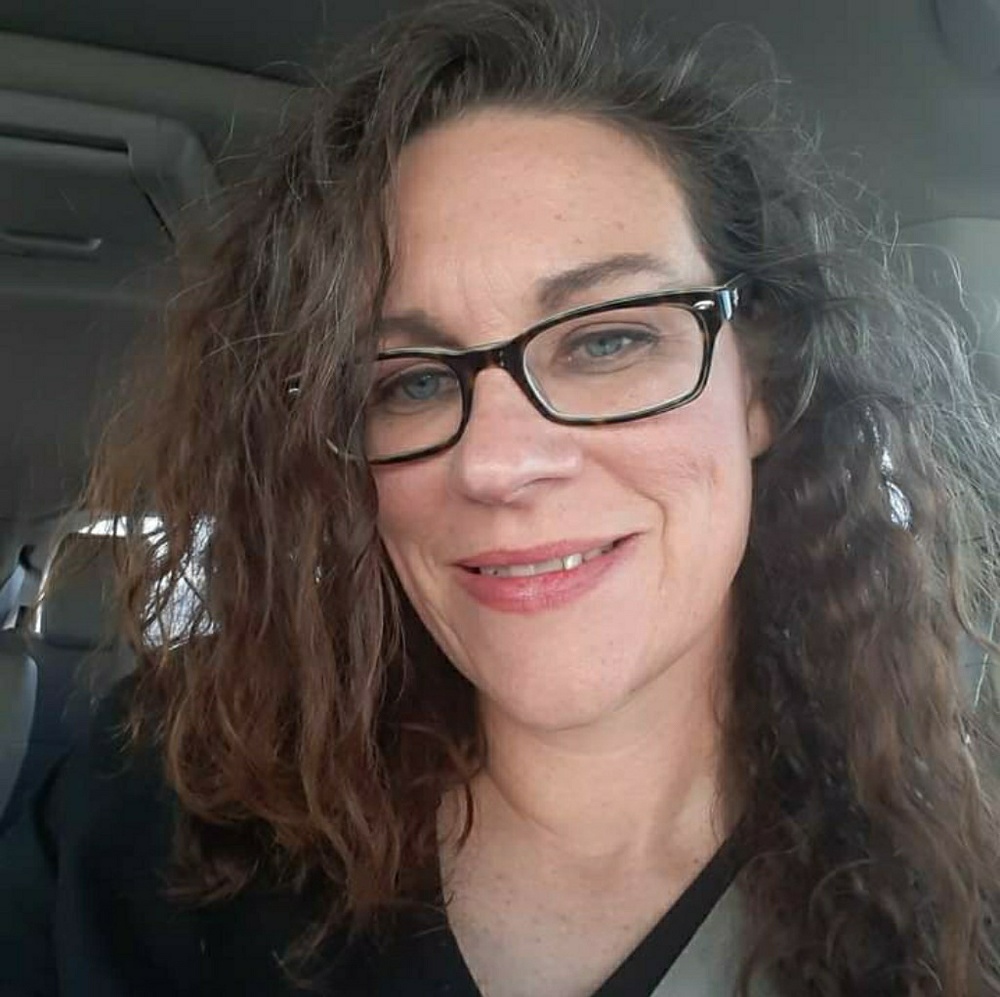 Meet your Posher, Carrie